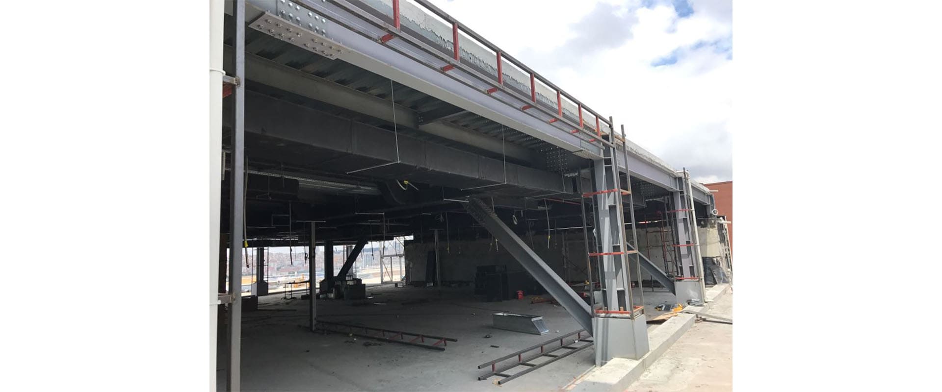 E. Ören Kültür Merkezi 180 ton