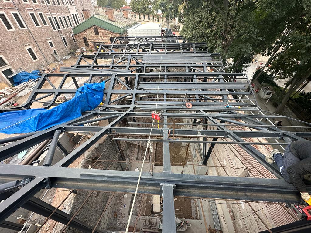 Topkapı Sarayı Darphane Binası 140 ton