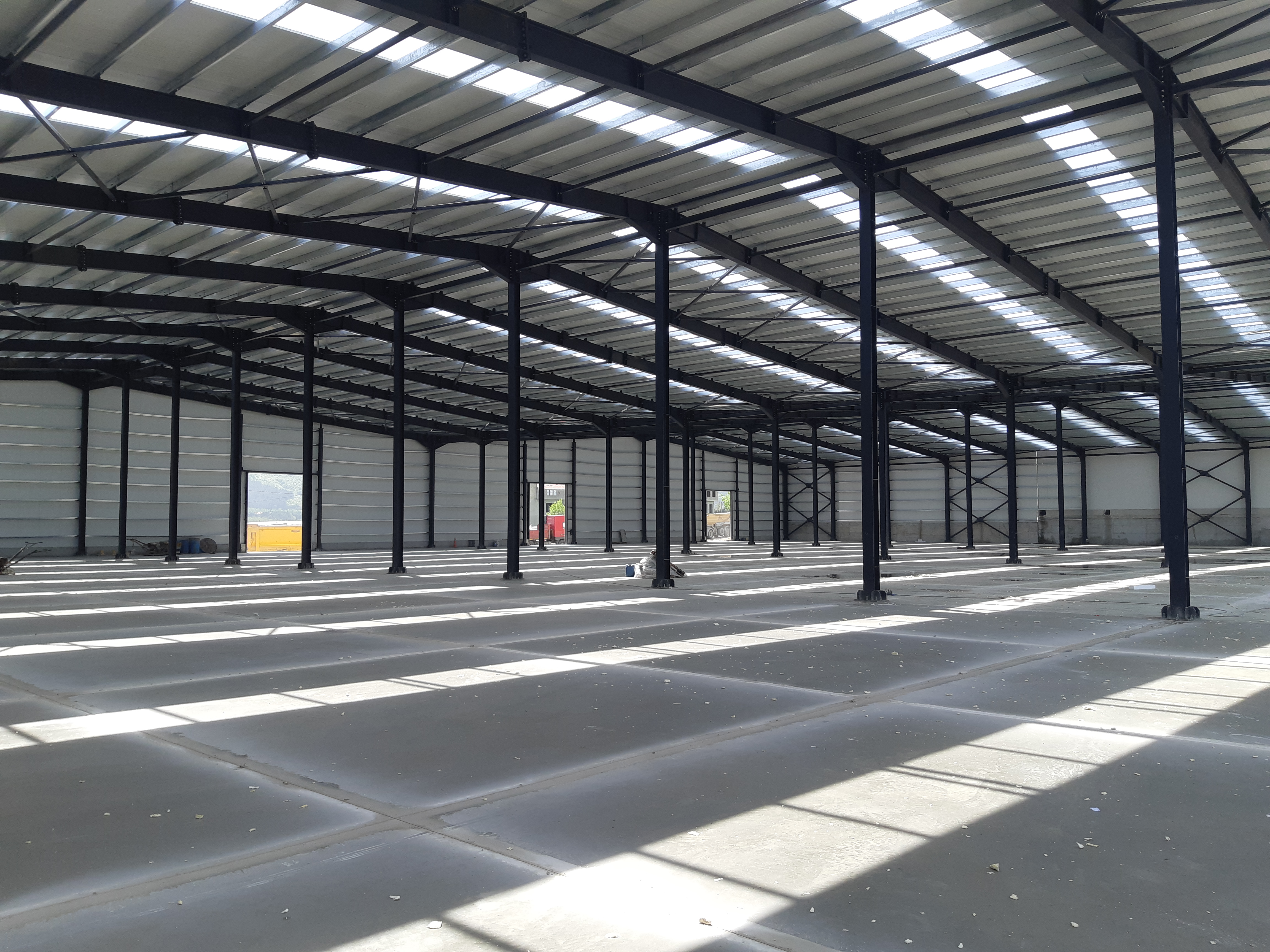 İrem Elektrik Antrepo  Çelikleri 780 Ton