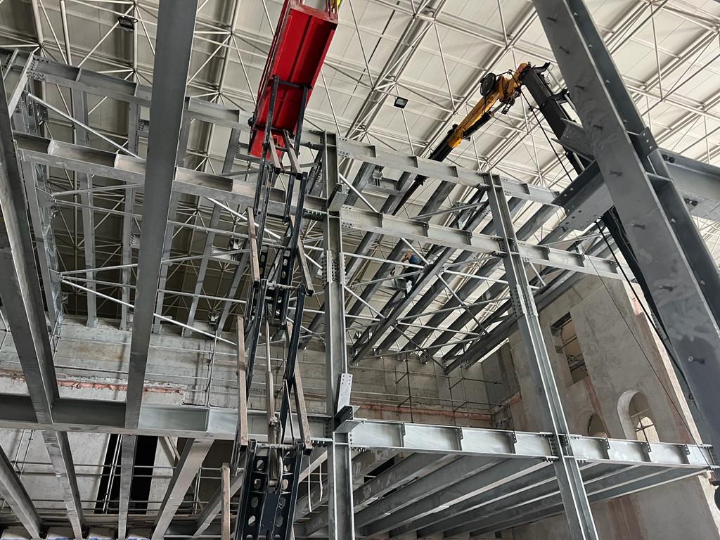 Kabataş Erkek Lisesi Yatakhane Restorasyonu 1200 ton